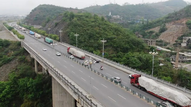 蘑菇视频成人铝产业园投产，“归雁经济” 助力产业升级