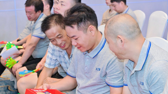 蘑菇视频成人岁月，爱与成长同行